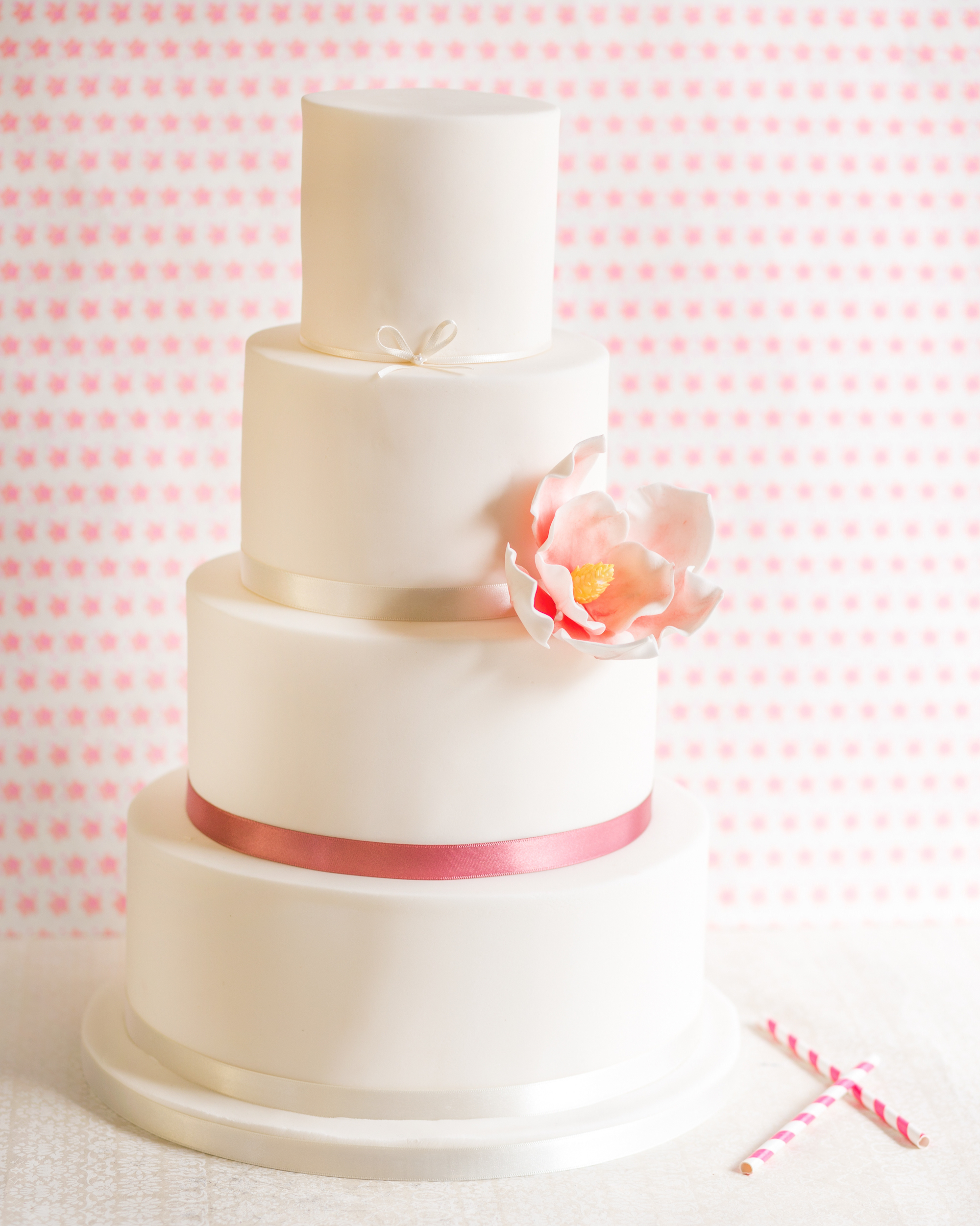 Simple Wedding Cake with Magnolia